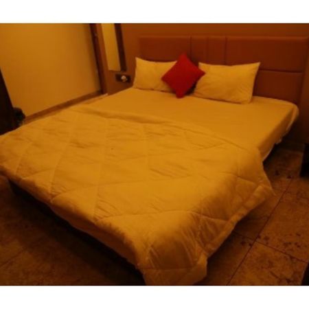 Hotel The Pill, Bhavnagar Exterior foto